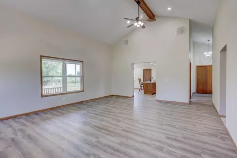 Living - 21419 Jester Ln, Webb City, MO 64870 photo 5 of 6