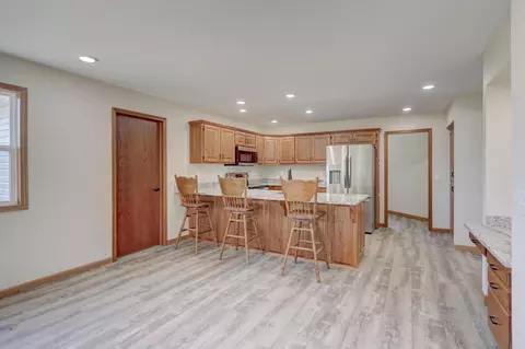 Kitchen - 21419 Jester Ln, Webb City, MO 64870 photo 5 of 5
