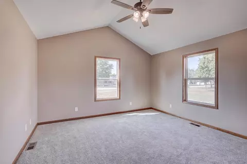 Bedroom - 21419 Jester Ln, Webb City, MO 64870 photo 7 of 10