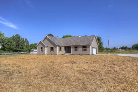 Exterior - 21419 Jester Ln, Webb City, MO 64870 photo 3 of 8