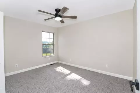 Bedroom - 240 Cedar Ln, Billings, MO 65610 photo 3 of 3