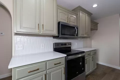 Kitchen - 240 Cedar Ln, Billings, MO 65610 photo 8 of 8