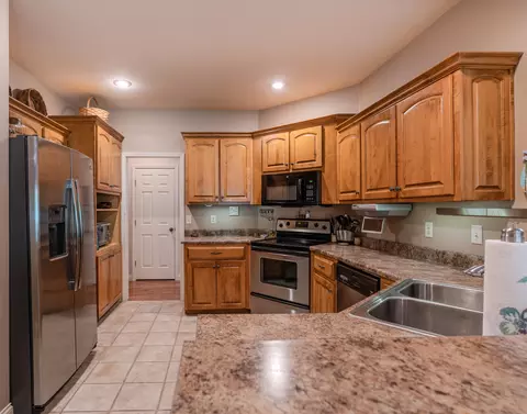 Kitchen - 5621 N 10th Ave, Ozark, MO 65721 photo 2 of 3