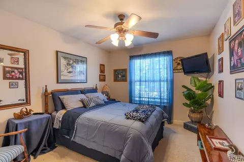 Bedroom - 5621 N 10th Ave, Ozark, MO 65721 photo 3 of 3