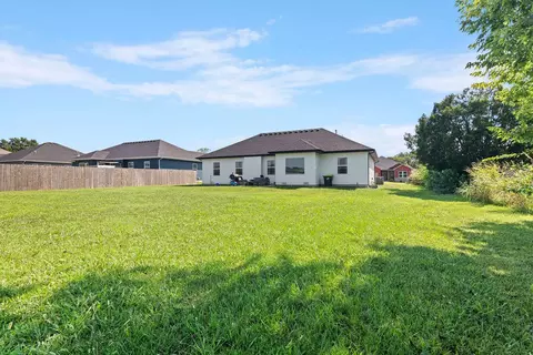 Exterior - 733 N Dean Ln, Republic, MO 65738 photo 7 of 9