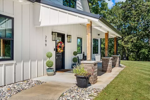 Exterior - 299 Bow Hunter Ln, Galena, MO 65656 photo 9 of 11