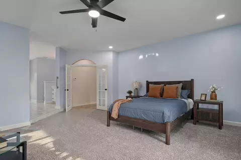 Bedroom - 2371 W Allen Dr, Springfield, MO 65810 photo 3 of 4