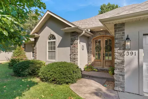 391 Shores Pkwy, Rogersville, MO 65742