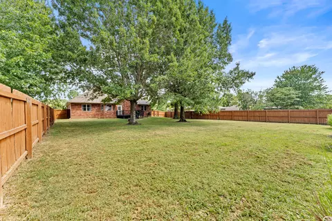 Exterior - 211 S Oak Grove St, Marshfield, MO 65706 photo 5 of 5