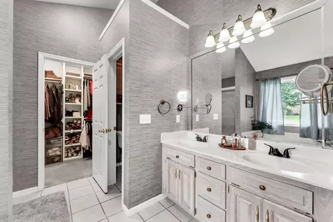 Other - 211 S Oak Grove St, Marshfield, MO 65706 photo 4 of 9