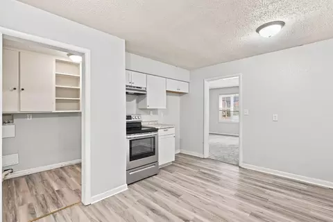 Other - 318 E Whiteside St, Springfield, MO 65807 photo 3 of 4