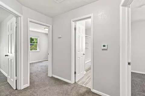 Entry Way - 318 E Whiteside St, Springfield, MO 65807 photo 2 of 2