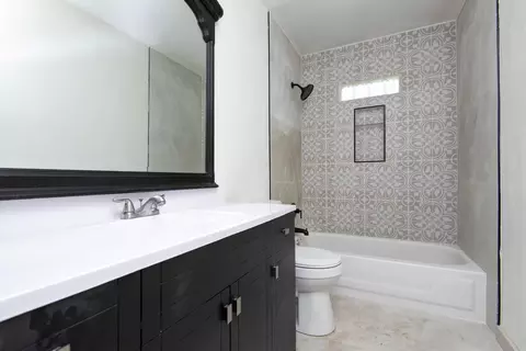 Bath - 208 S Water St, Nixa, MO 65714 photo 1 of 1