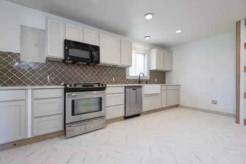 Kitchen - 208 S Water St, Nixa, MO 65714 photo 4 of 4