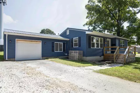 Exterior - 208 S Water St, Nixa, MO 65714 photo 2 of 6