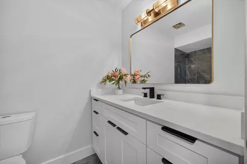 Bath - 3144 W Heritage Dr, Ozark, MO 65721 photo 1 of 6