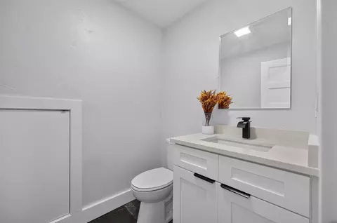 Bath - 3144 W Heritage Dr, Ozark, MO 65721 photo 6 of 6