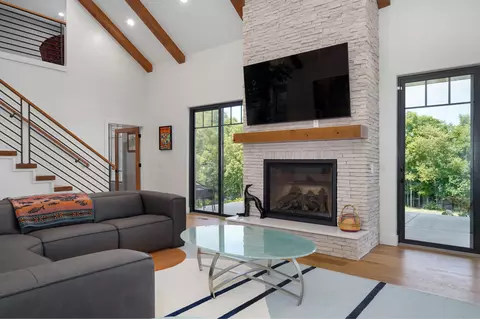 Living - 3373 Westwind Dr, Ozark, MO 65721 photo 3 of 5