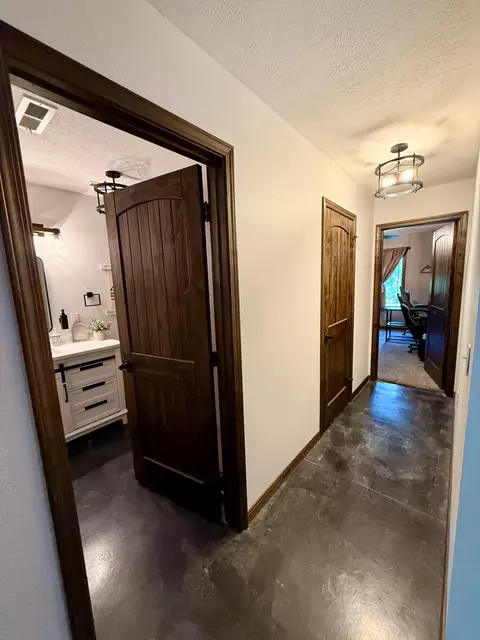 Entry Way - 21275 State Hwy P, Ava, MO 65608 photo 1 of 1