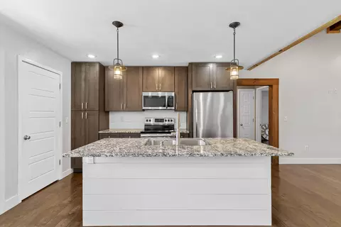 Kitchen - 832 Shaffer St, Marshfield, MO 65706 photo 2 of 5