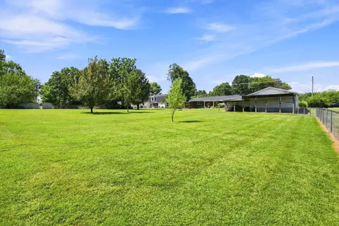 Exterior - 226 N Hampton Ave, Republic, MO 65738 photo 8 of 10
