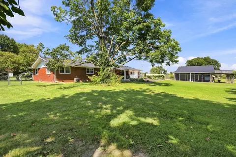 Exterior - 226 N Hampton Ave, Republic, MO 65738 photo 7 of 10
