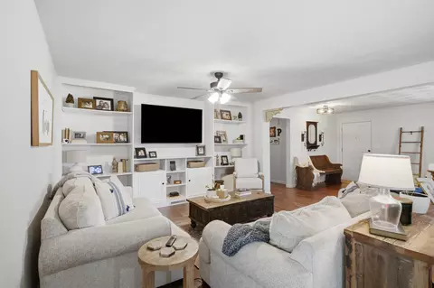 Living - 226 N Hampton Ave, Republic, MO 65738 photo 2 of 3