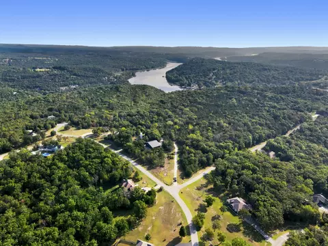 000 Peaceful Dr, Branson, MO 65616 photo 7
