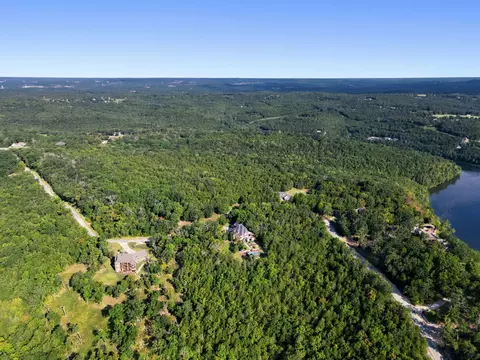 000 Peaceful Dr, Branson, MO 65616 photo 4