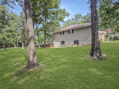 Exterior - 113 Hidden Valley Dr, Strafford, MO 65757 photo 4 of 6