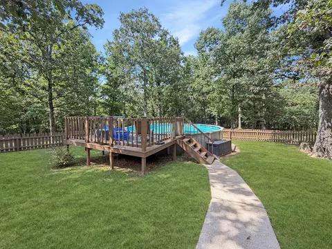 Exterior - 113 Hidden Valley Dr, Strafford, MO 65757 photo 3 of 6