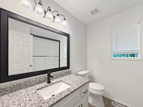 Bath - 113 Hidden Valley Dr, Strafford, MO 65757 photo 3 of 4