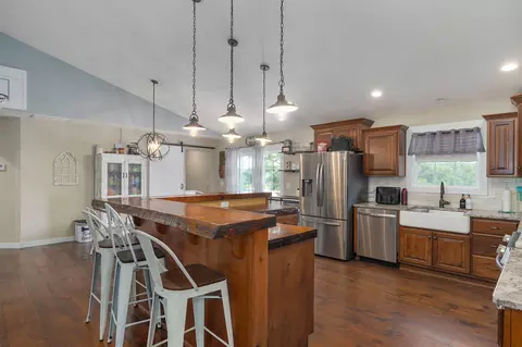 Kitchen - 1257 Elkhead Rd, Sparta, MO 65753 photo 1 of 3