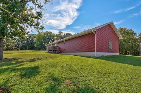 Exterior - 1257 Elkhead Rd, Sparta, MO 65753 photo 10 of 13