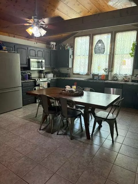 Kitchen - 1101 April Dr, Ozark, MO 65721 photo 1 of 2