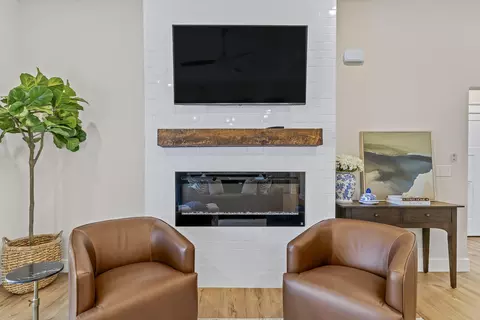 Living - 1102 S Strait Ave, Ozark, MO 65721 photo 5 of 5