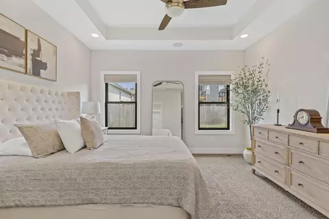 Bedroom - 1102 S Strait Ave, Ozark, MO 65721 photo 6 of 7