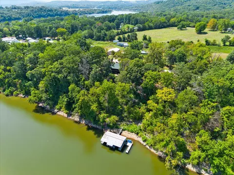 View/Area - 1953 Eaglecrest Rd, Cape Fair, MO 65624 photo 5 of 7