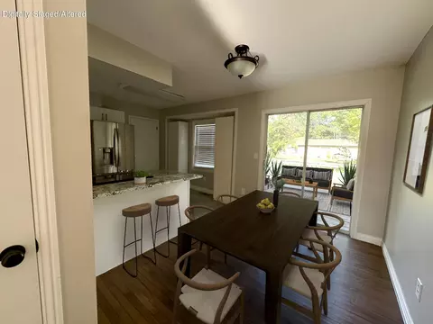 Dining - 1256 S Meadowview Ave, Springfield, MO 65804 photo 1 of 1