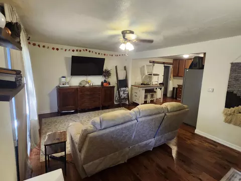 Living - 1507 N N Riverside Rd, Ozark, MO 65721 photo 2 of 4