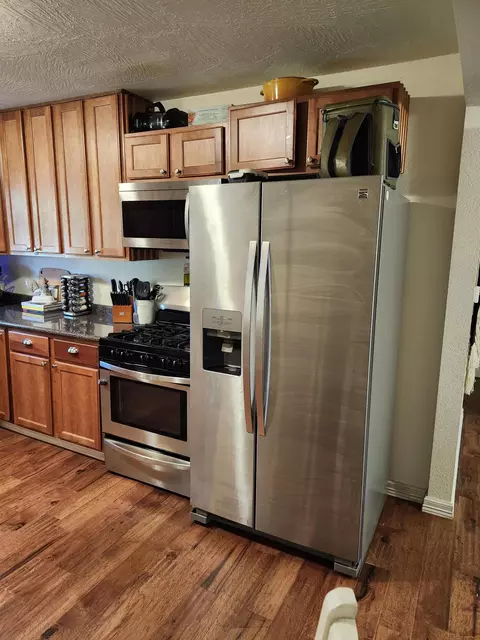 Kitchen - 1507 N N Riverside Rd, Ozark, MO 65721 photo 8 of 8