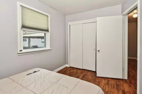 Bedroom - 1035 E Linwood Ter, Springfield, MO 65807 photo 8 of 10