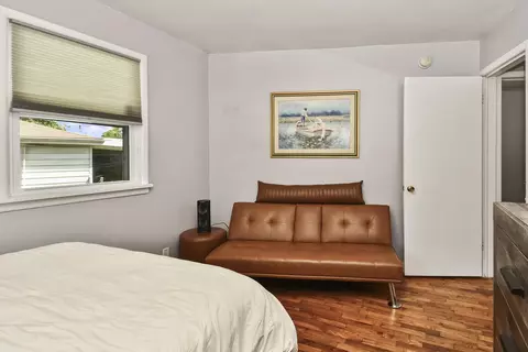 Bedroom - 1035 E Linwood Ter, Springfield, MO 65807 photo 10 of 10