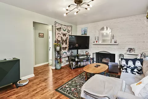 Living - 1035 E Linwood Ter, Springfield, MO 65807 photo 2 of 10