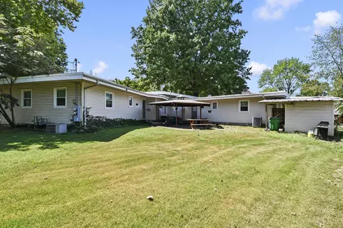 Exterior - 1035 E Linwood Ter, Springfield, MO 65807 photo 1 of 9