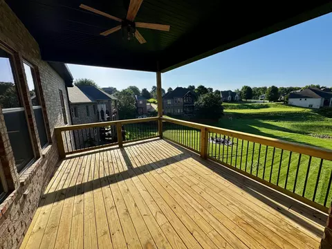 Exterior - 1620 W Silver Oak Dr, Springfield, MO 65810 photo 6 of 7