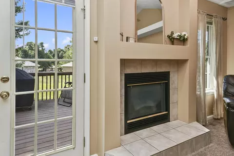 Entry Way - 5003 N 13th St, Ozark, MO 65721 photo 1 of 2