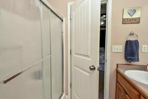 Bath - 5003 N 13th St, Ozark, MO 65721 photo 2 of 3