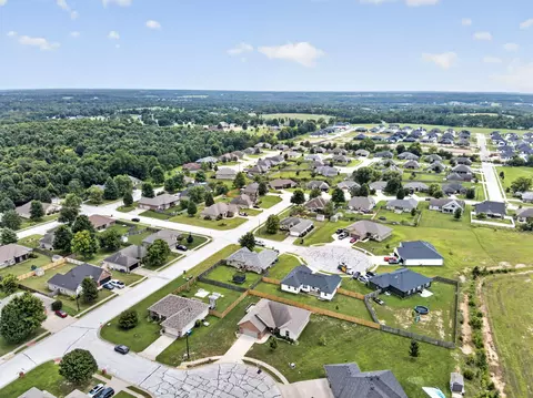 View/Area - 1910 E Whetstone Dr, Ozark, MO 65721 photo 3 of 9