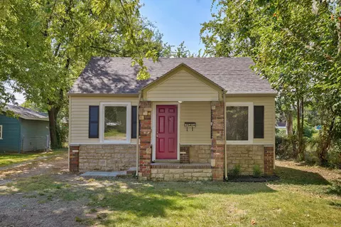 2540 W State St, Springfield, MO 65802